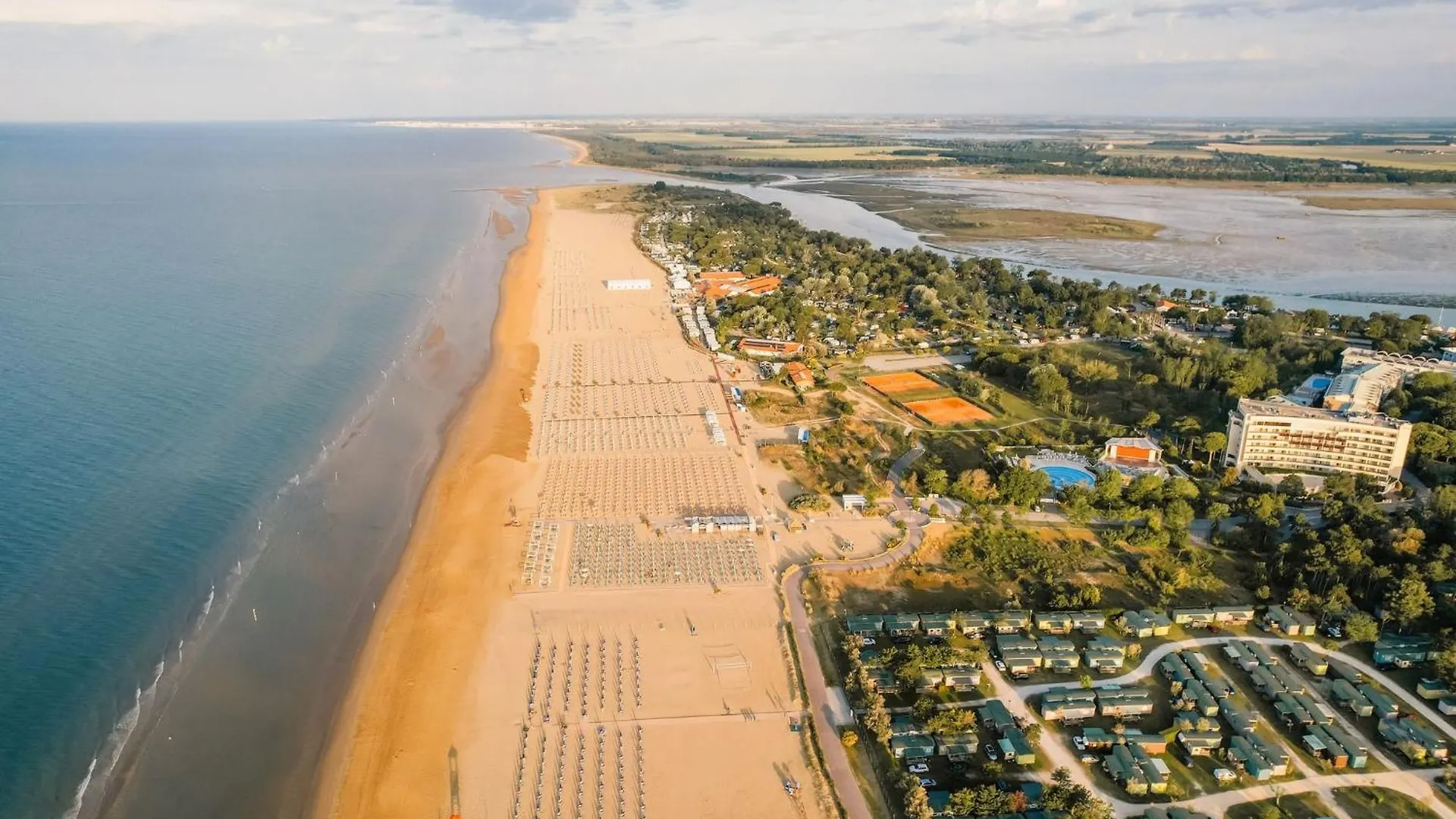 Nice Flat Next To The Sea In Bibione